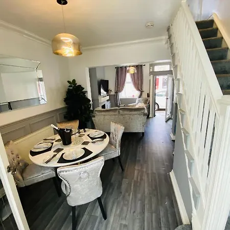 Feriehus Bartley Central, Walking Distance To