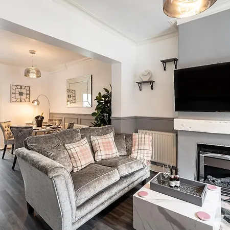 Bartley Central, Walking Distance To Feriehus York