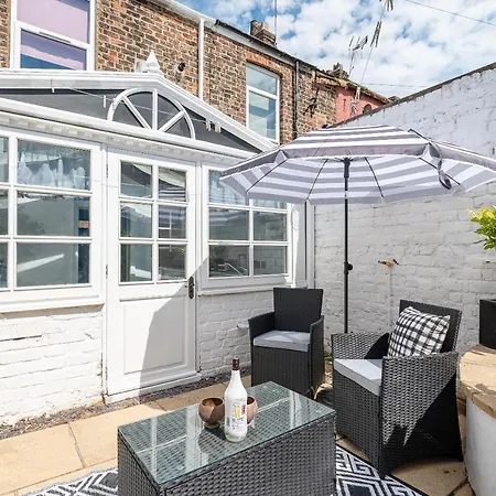 Bartley Central, Walking Distance To *