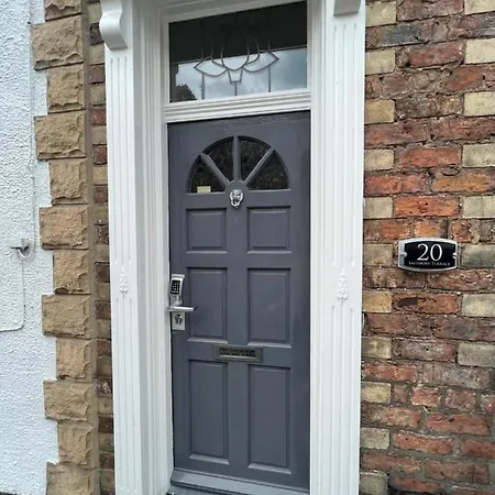 Bartley Central, Walking Distance To York
